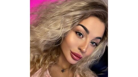 Private show with DarsiSun