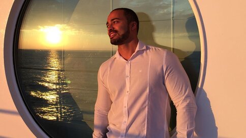 Private show with LatinPaolo