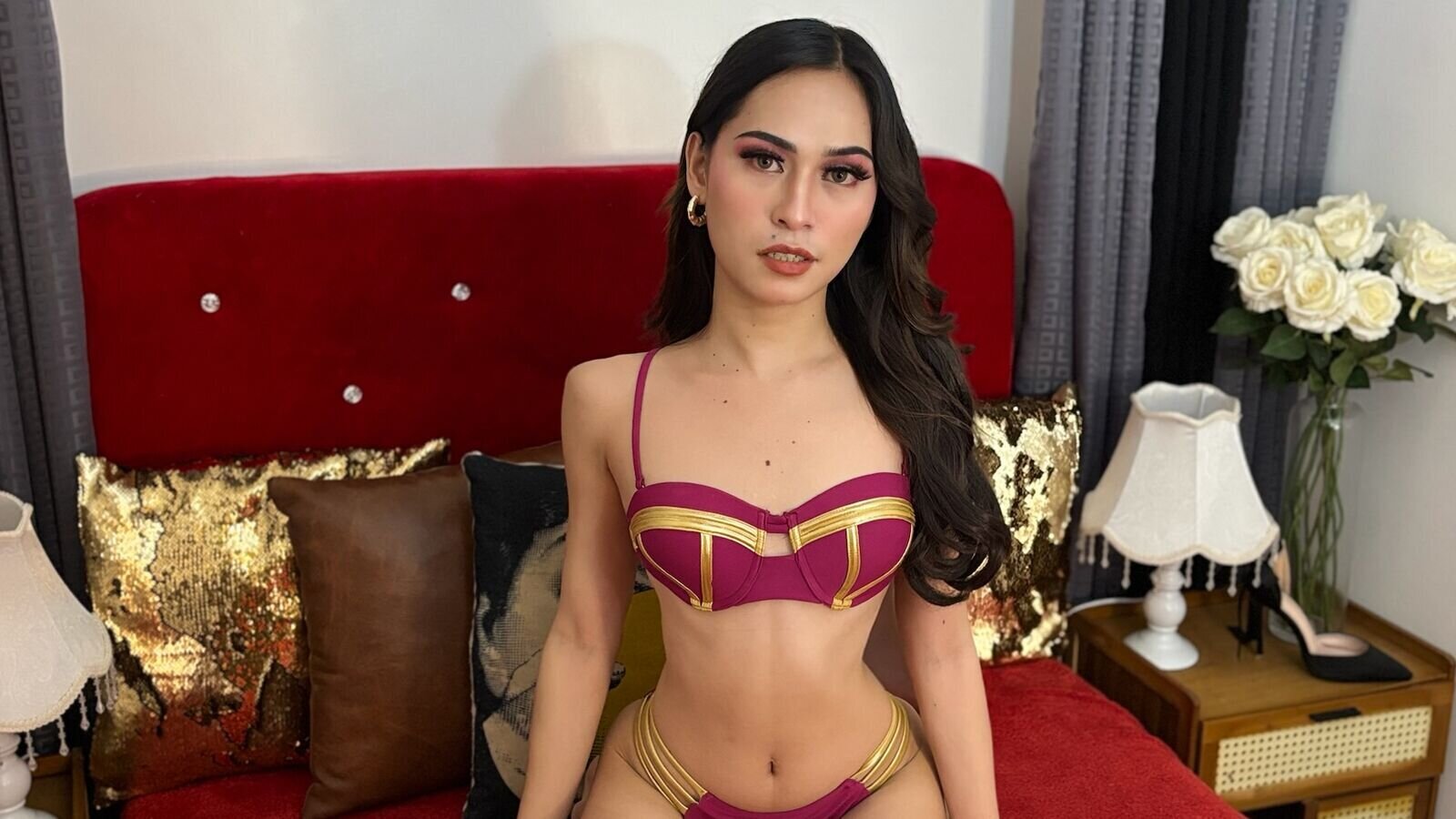Private show with LaureneCarolina