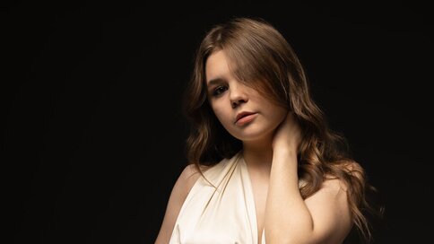 Private show with LeksaLew