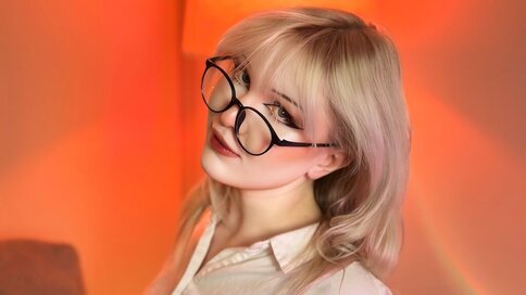 Private show with MaryPiersen