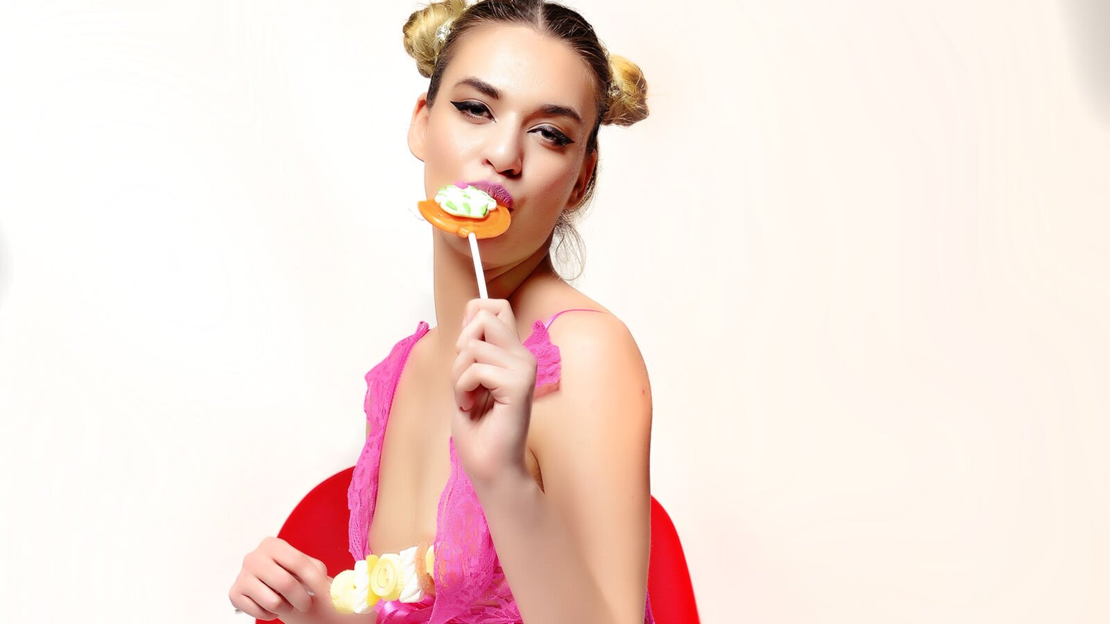 Private show with MelanieHayes