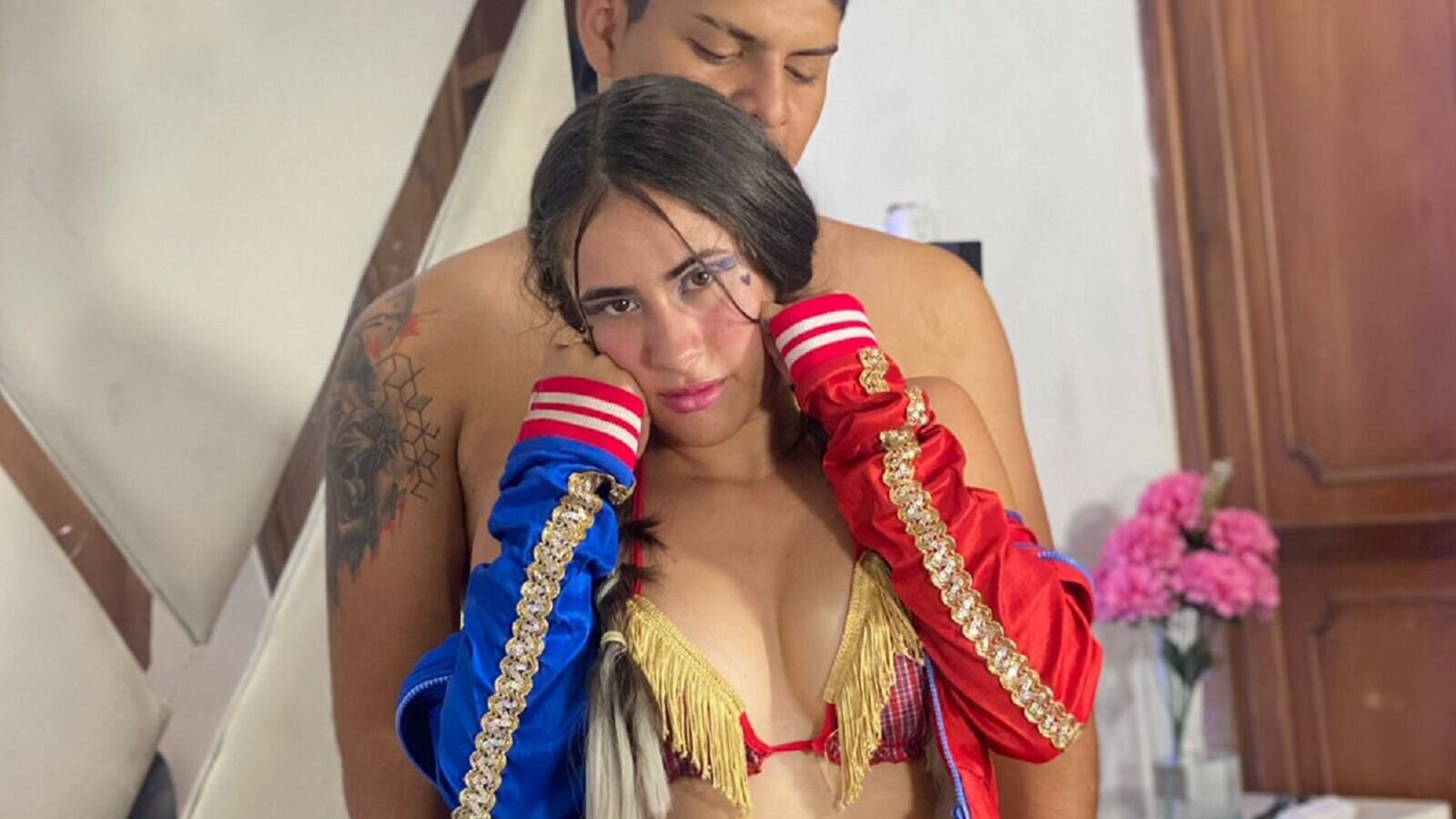 Private show with MiaAndTravis