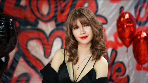 Private show with MilaMaelis