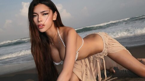 Private show with NayumiCarolina