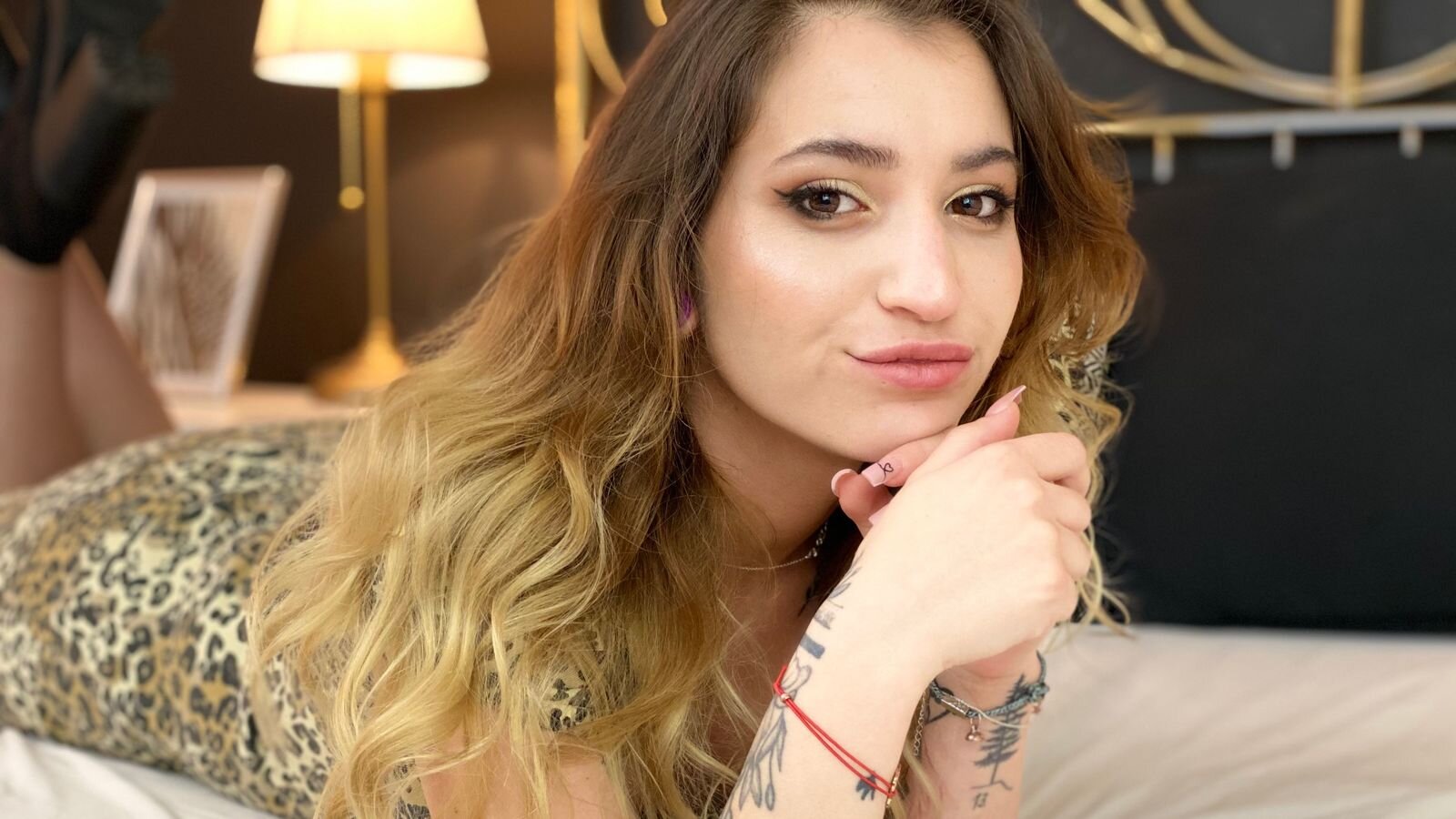 Private show with RebeccaMerlow