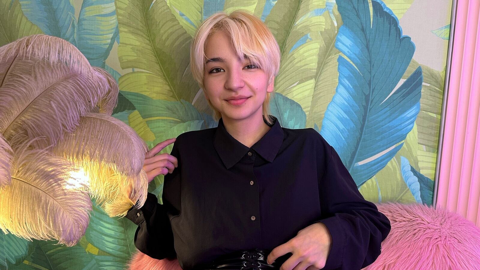 Private show with RoxyBiss