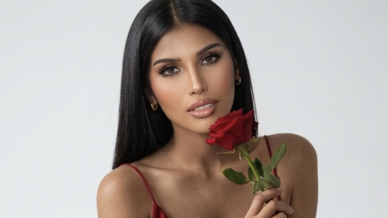 Private show with ShantalMolly