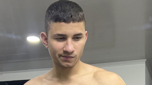 Private show with TommyPaul